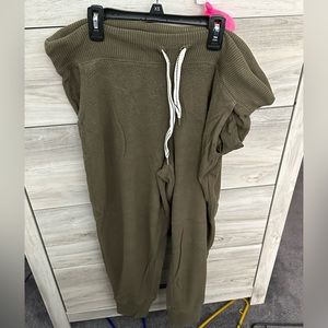 Aerie fleece pants